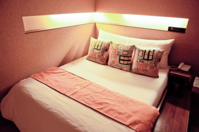 Hotel Diamant Seoul Rum bild